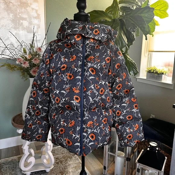 Tory Sport Puffer Jacket - Picture 3 of 6